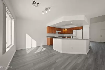 9537 W Hatcher Road, Peoria, AZ 85345 - Photo 19