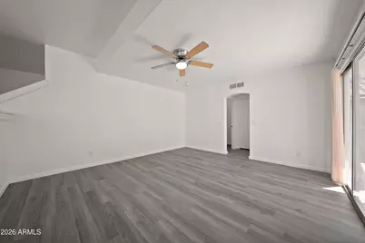 9537 W Hatcher Road, Peoria, AZ 85345 - Photo 21
