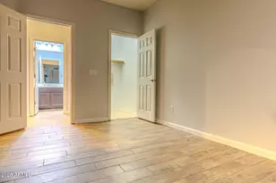 10397 W Foothill Dr, Peoria, AZ 85383 - Photo 15