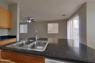 4925 S 15th Pl, Phoenix, AZ 85040 - Photo 5