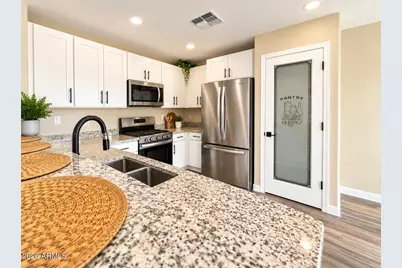 15283 W Adams Street, Goodyear, AZ 85338 - Photo 11