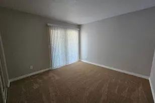 3434 W Danbury Dr, Phoenix, AZ 85053 - Photo 15