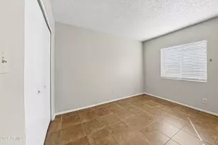 10411 N 11th Ave, Phoenix, AZ 85021 - Photo 13