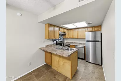 10411 N 11th Avenue #37, Phoenix, AZ 85021 - Photo 7