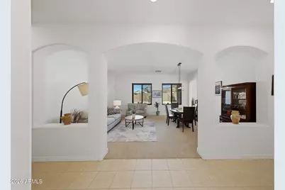 80 S 167th Drive, Goodyear, AZ 85338 - Photo 5