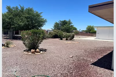9221 W Briarwood Circle N, Sun City, AZ 85351 - Photo 3