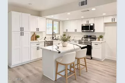 8108 W Trafalgar Avenue, Phoenix, AZ 85033 - Photo 1
