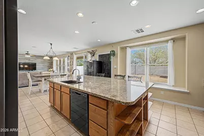 6705 S 40th Avenue, Phoenix, AZ 85041 - Photo 9