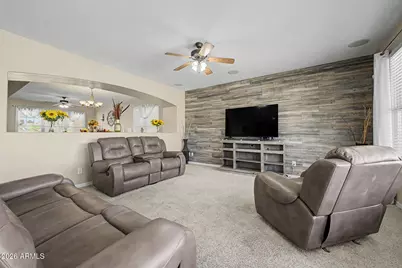 6705 S 40th Avenue, Phoenix, AZ 85041 - Photo 5