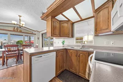 17200 W Bell Road #591, Surprise, AZ 85374 - Photo 11