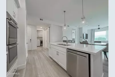 5250 E Deer Valley Drive #209, Phoenix, AZ 85054 - Photo 7