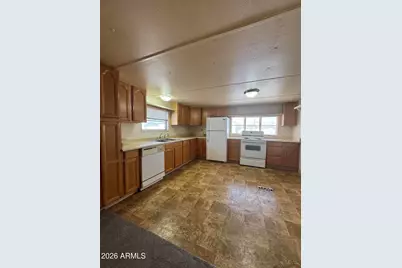 686 N Ocotillo Drive #3, Apache Junction, AZ 85120 - Photo 3
