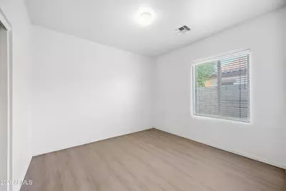 9365 W Milkweed Loop, Phoenix, AZ 85037 - Photo 19