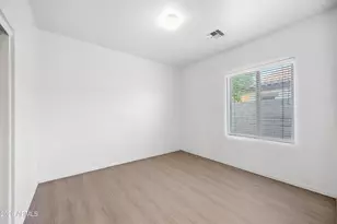 9365 W Milkweed Loop, Phoenix, AZ 85037 - Photo 19