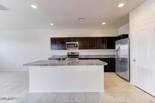 37748 W Bello Ln, Maricopa, AZ 85138 - Photo 5