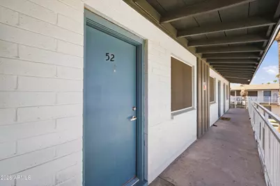 3025 N 32nd Street #Apt 52, Phoenix, AZ 85018 - Photo 1