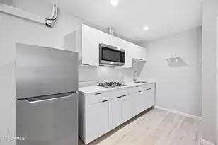 3025 N 32nd St, Phoenix, AZ 85018 - Photo 5