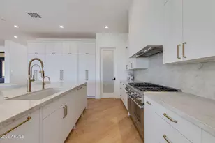 5427 E Wonderview Rd, Phoenix, AZ 85018 - Photo 13