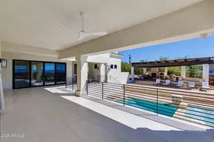 5427 E Wonderview Rd, Phoenix, AZ 85018 - Photo 9