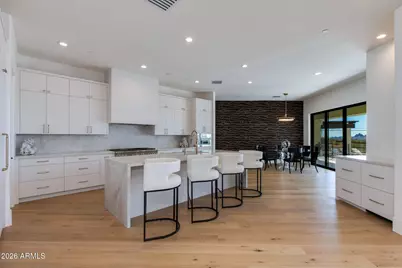 5427 E Wonderview Road, Phoenix, AZ 85018 - Photo 11