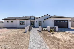 3025 E Rosemonte Dr, Phoenix, AZ 85050 - Photo 13