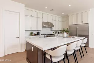 3025 E Rosemonte Dr, Phoenix, AZ 85050 - Photo 7