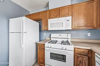3811 W Sunland Avenue, Phoenix, AZ 85041 - Photo 9