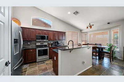 537 W Mountain Vista Drive, Phoenix, AZ 85045 - Photo 5