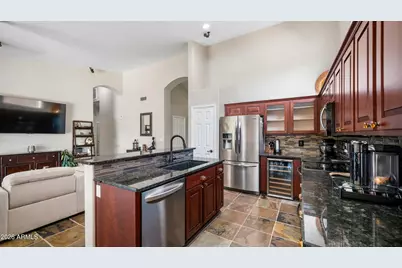 537 W Mountain Vista Drive, Phoenix, AZ 85045 - Photo 7