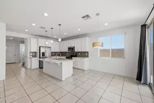 6742 W Discovery Dr, Glendale, AZ 85303 - Photo 5