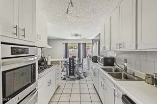 6767 N 7th St, Phoenix, AZ 85014 - Photo 3