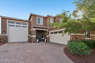 17365 W Hedgehog Pl, Surprise, AZ 85387 - Photo 5