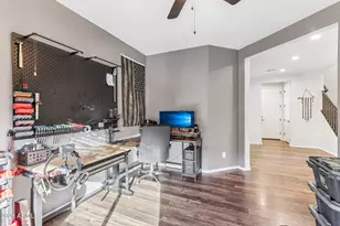 17365 W Hedgehog Pl, Surprise, AZ 85387 - Photo 21