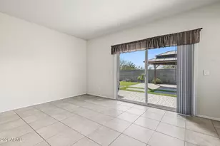 18363 W Whispering Wind Dr, Surprise, AZ 85387 - Photo 15