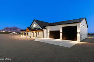 31 W Canyon St, Apache Junction, AZ 85120 - Photo 1