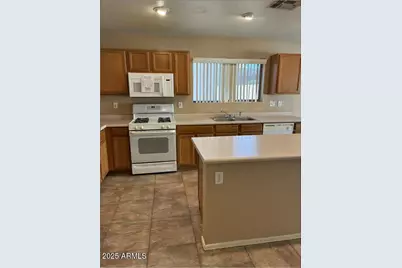 3464 E Wyatt Way, Gilbert, AZ 85297 - Photo 7
