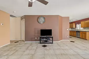 821 E Nardini St, San Tan Valley, AZ 85140 - Photo 5