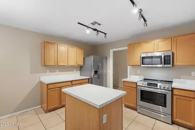 1704 E Renegade Trail, San Tan Valley, AZ 85143 - Photo 13