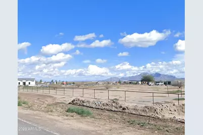 26222 S Sunshine Boulevard #4, Eloy, AZ 85131 - Photo 5