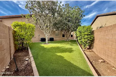 5916 W Fetlock Trail, Phoenix, AZ 85083 - Photo 27