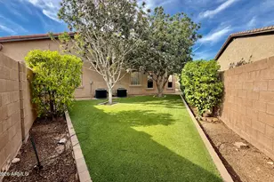 5916 W Fetlock Trail, Phoenix, AZ 85083 - Photo 27