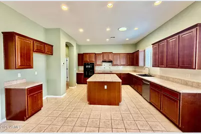 5916 W Fetlock Trail, Phoenix, AZ 85083 - Photo 5