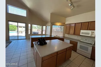1240 E Baylor Court, Gilbert, AZ 85296 - Photo 9