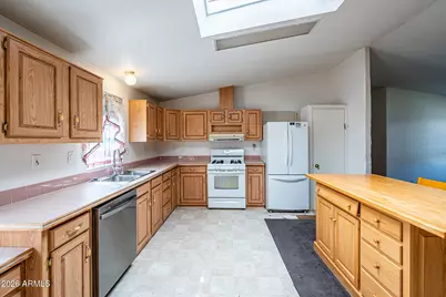 18619 N 25th Way, Phoenix, AZ 85050 - Photo 5