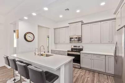 1500 E Wahalla Lane #W11, Phoenix, AZ 85024 - Photo 11