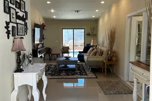 1402 E Wescott Dr, Phoenix, AZ 85024 - Photo 3