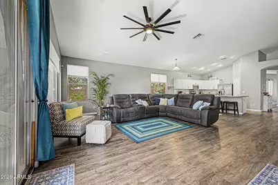 7625 W Northview Avenue, Glendale, AZ 85303 - Photo 9