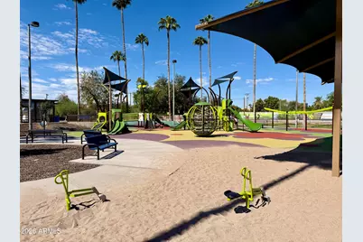 507 E Solana Drive, Tempe, AZ 85281 - Photo 43