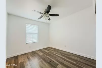1828 N 77th Glen, Phoenix, AZ 85035 - Photo 3