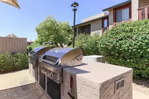 4354 N 82nd St, Scottsdale, AZ 85251 - Photo 9